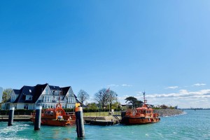 Lotsenhaus/Ostseewelle